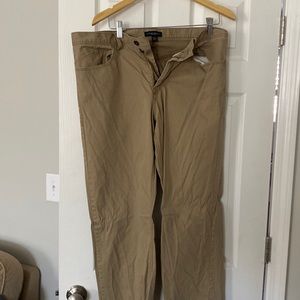 Banana Republic chino